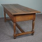 Antieke Side Table/ Dressoir Met Opbergruimte Onder Het Blad thumbnail 2