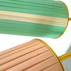 Jaren 50 Vloerlamp Met Roze En Groene Kap En Goudkleurige Poten thumbnail 14