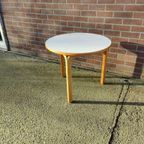 Alvar Aalto Stijl Tafel Rond Design thumbnail 7