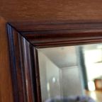 Facet Spiegel In Warm Houten Frame Met Prachtig Houtsnijwerk thumbnail 6