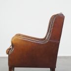 Zeer Statige, Luxe Fauteuil Gemaakt Van Schapenleer Met Een Hoge Rug thumbnail 6