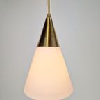 Set 2 Vintage Hanglamp Melkglas Messing Regency ‘70 Strak thumbnail 7
