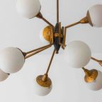 Mid-century Italiaanse Bollen Luster In Messing En Melkglas thumbnail 5