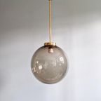 Grande Suspension En Laiton Et Verre Fumé Bullé, 1970 thumbnail 13