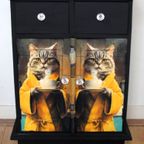 Zwart Brocante Kastje “katten In Gele Badjas” thumbnail 4