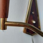 Deens Midcentury Wandlampje Van Teak En Messing, thumbnail 3