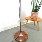 Jaren 70 Vloerlamp Met Gekleurde Kap En Fineer Voet thumbnail 8