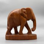 Houtsnijwerk Teak Olifant Op Sokkel thumbnail 2