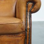 Comfortabele Vintage Oorfauteuil Gemaakt Van Karakteristiek Schapenleer thumbnail 9