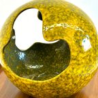 Geel Porseleinen Object Gemaakt Van Capodimonte thumbnail 5