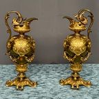 Paar Vergulde Bronzen Kannen Van De Franse Neorenaissance. thumbnail 2