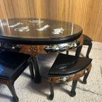 Chinese Salontafel Met Hout Snijwerk (Inclusief 6 Krukken) thumbnail 5