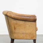 Positief Doorleefde Schapenleren Clubfauteuil Met Een Stoere En Sleetse Vintage Uitstraling thumbnail 3