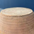 Okergele Geglazuurde Aardewerk Pot Uit Frankrijk thumbnail 15