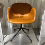 Muuto / Fiber Armchair / Swivel Base / Cognac thumbnail 3