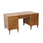 Sierlijk Vintage Walnoten Bureau Gemaakt In De Jaren '50 thumbnail 2