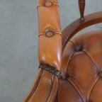 Klassieke Rundleren En Houten Chesterfield Bureaustoel In Engelse Stijl, Afgewerkt Met Siernagels thumbnail 8