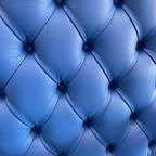 2 X Super Gave Engelse Chesterfield Fauteuils Van Springvale Blauw Gainsborough thumbnail 6