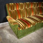 Mid-Century Design Velvet Stof Hoekbank – Groen Met Oranje Strepen thumbnail 4