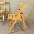 Set Van 2 Vintage Houten Klapstoelen thumbnail 11