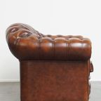 Klassieke En Luxe Bruine Engelse Rundleren Chesterfield 2 Zits Bank thumbnail 2