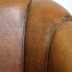 Unieke Vintage Schapenleren Clubfauteuil Met Een Uitzonderlijk Design thumbnail 11