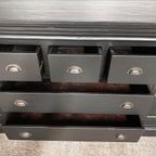 Oude Kast, Ladekast, Toonbank, Dressoir, Winkelkast. Zwart thumbnail 3