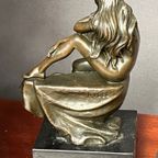Bronzen Beeldje Op Marmeren Voet. thumbnail 4