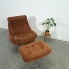 Draaifauteuil Met Bruine Ribstof En Hocker thumbnail 5