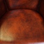 Set Van 4 Engelse Rundleren Eetkamerstoelen/ Tubchairs In Een Luxe Rode Chesterfield Kleur thumbnail 7