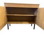 Vintage Kast / Commode Met Stalen Pootjes thumbnail 12