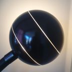 Grote 70's Zwarte Leeslamp / Staande Lamp Met Opengewerkte Kap. thumbnail 4