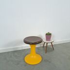 Space Age Kunststof Kruk Bruin Met Geel Nr. 3 thumbnail 7
