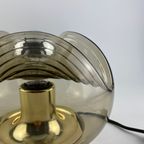 Gerookt Glas En Goud Verchroomde Tafellamp Futura Van Peill En Putzler 1960 thumbnail 10