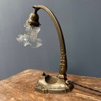 Franse Art Nouveau Tafellamp Met Transparante Glazen Kap thumbnail 15