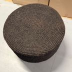 Ronde Zwarte Sisal Poef, Op 3 Houten Poten thumbnail 7
