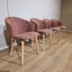4x Arco Close Eetkamerstoelen - Showroomstaat - Roze - Blauw thumbnail 3