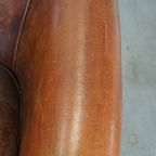 Stoere, Karaktervolle En Comfortabele Cognac-kleurige Schapenleren Clubfauteuil Met Een Tijdloos thumbnail 12