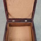 Rode Rundleren Vierkante Chesterfield Hocker/ Opberg Poef thumbnail 8