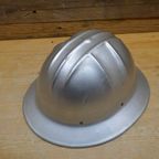 Vintage Amerikaanse Veiligheids Helm Aluminium thumbnail 5