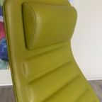 Capellini Lotus Attesa High Back Leather Swivel Relax Chair thumbnail 2