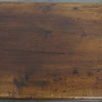 Charmante Antieke Salontafel Met Een Lade En Prachtige Details thumbnail 17