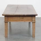 Charmante Antieke Salontafel Met Een Lade En Prachtige Details thumbnail 2