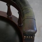 Donkergroene Rundleren En Houten In Hoogte Verstelbare, Swiffel En Tilt Chesterfield Bureaustoel thumbnail 8