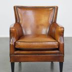 Subtiele Cognac-Kleurige Schapenleren Armchair Met Een Leuke Vormgeving thumbnail 3