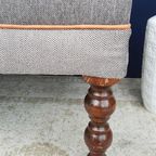 Landelijke Vintage Hocker, Nieuwe Stoffering, Voetenbankje thumbnail 2