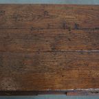 Charmante En Praktische Antieke Franse Salontafel Met Opvallende Kleuren Een Mooi Patina thumbnail 6