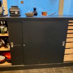 Stoere Industriële Kast Met Vakken En Lades thumbnail 2