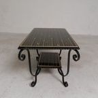 Vintage Salontafel Met 2 Glazen Bladen Met 50s Print thumbnail 14