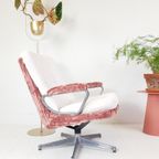 Vintage Strassle Fauteuil Roze Crème Ribstof Nieuw Draaibaar thumbnail 7